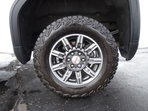 Used 2024 GMC Sierra 1500 AT4 image 26