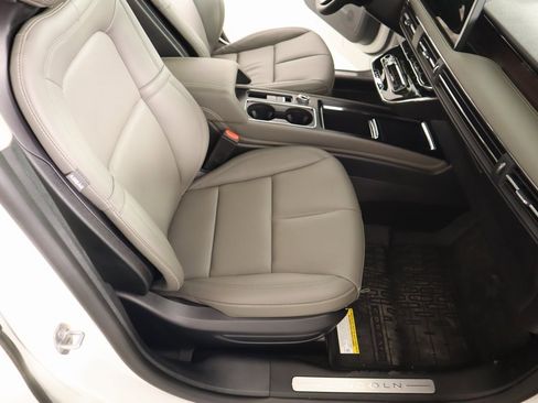 New 2025 Lincoln Corsair Grand Touring image 14