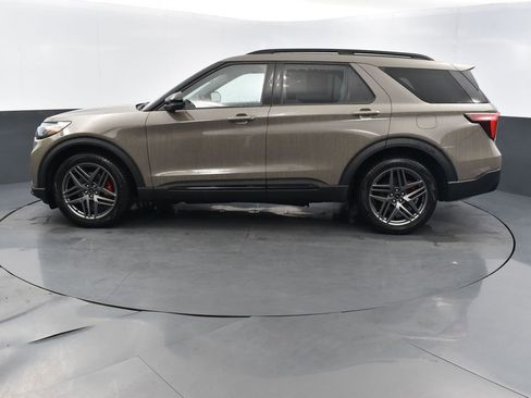 New 2026 Ford Explorer ST w/ Sun And Sound Package image 2