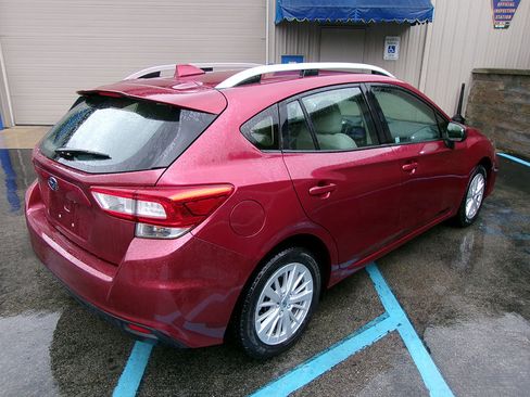 Used 2018 Subaru Impreza 2.0i Premium w/ Popular Package #2 image 5