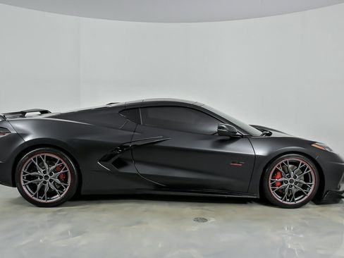 Used 2023 Chevrolet Corvette Stingray Premium Cpe w/ Z51 Performance Package RWD image 14