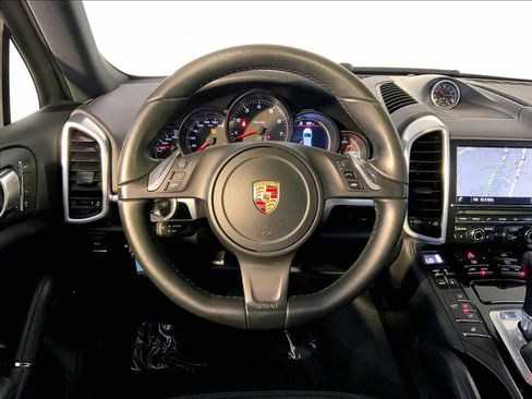 Used 2014 Porsche Cayenne Platinum Edition AWD/4WD image 15