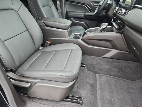 Certified 2024 GMC Canyon Elevation w/ Elevation Premium Package image 13