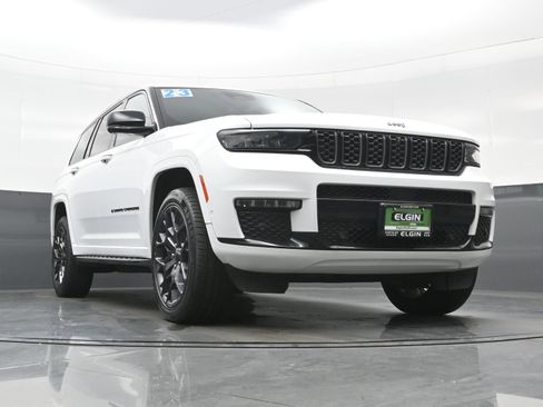 Used 2023 Jeep Grand Cherokee L Summit w/ High Altitude Package AWD/4WD image 37