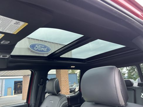 Used 2015 Ford F150 Platinum w/ Equipment Group 701A Luxury AWD/4WD image 66