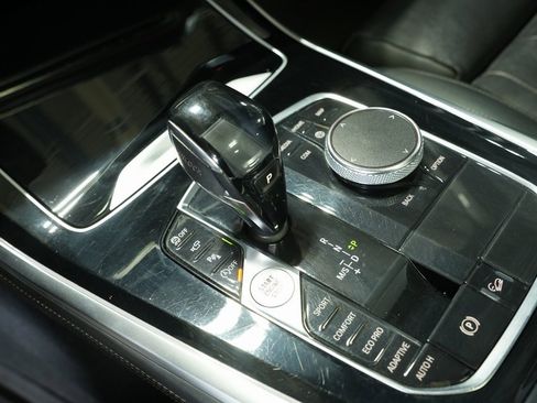 Used 2019 BMW X5 xDrive50i w/ M Sport Package image 37