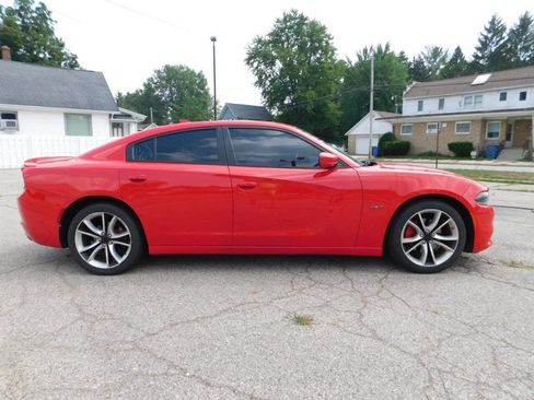 Used 2015 Dodge Charger R/T w/ Plus Group image 4