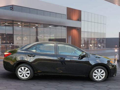 Used 2014 Toyota Corolla LE FWD image 11