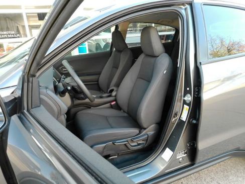 Used 2022 Honda HR-V EX image 6