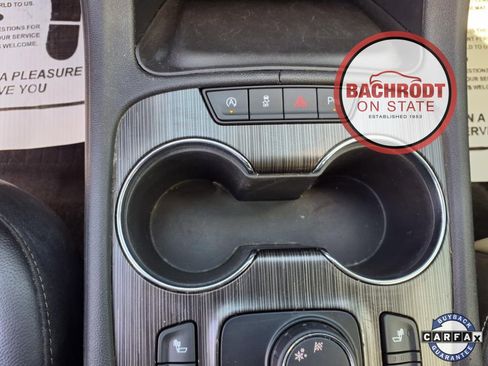 Used 2020 GMC Acadia SLT w/ LPO, Floor Liner Package image 12