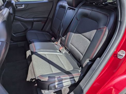 Used 2025 Ford Escape ST-Line image 27