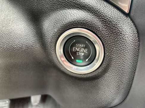 Certified 2020 Chevrolet Silverado 1500 RST AWD/4WD image 16