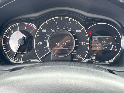 Used 2015 Nissan Versa Note SV image 21