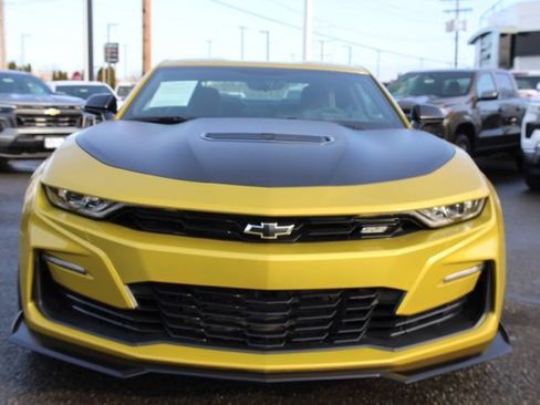 Used 2024 Chevrolet Camaro SS image 2