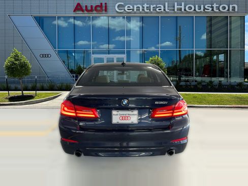 Used 2018 BMW 530i image 10
