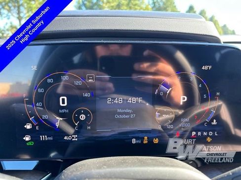 New 2025 Chevrolet Suburban High Country image 19