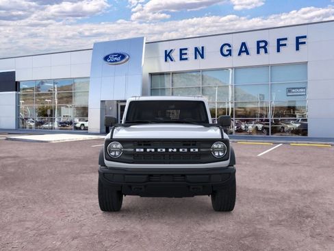 New 2025 Ford Bronco 4-Door AWD/4WD image 7