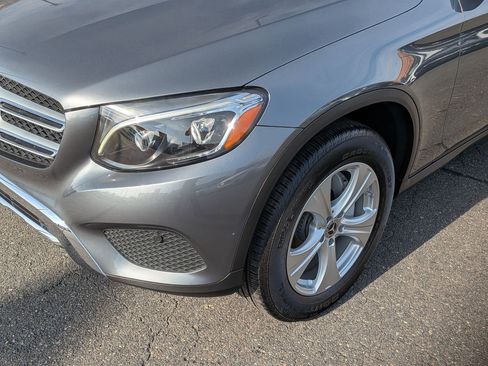 Used 2017 Mercedes-Benz GLC 300 4MATIC image 9