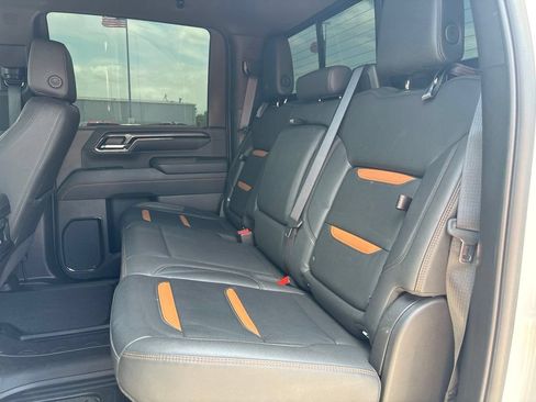 Used 2024 GMC Sierra 2500 AT4 w/ AT4 Preferred Package AWD/4WD image 39