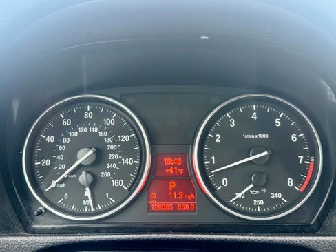 Used 2013 BMW 328i Convertible image 23