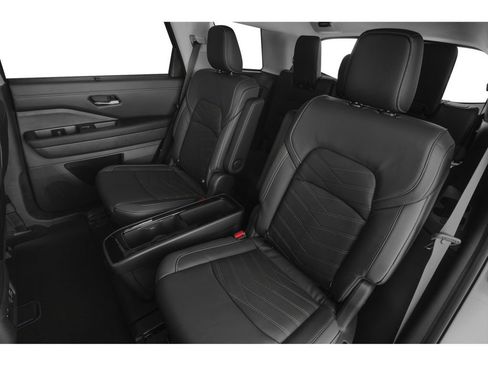 Certified 2024 Nissan Pathfinder Platinum AWD/4WD image 12