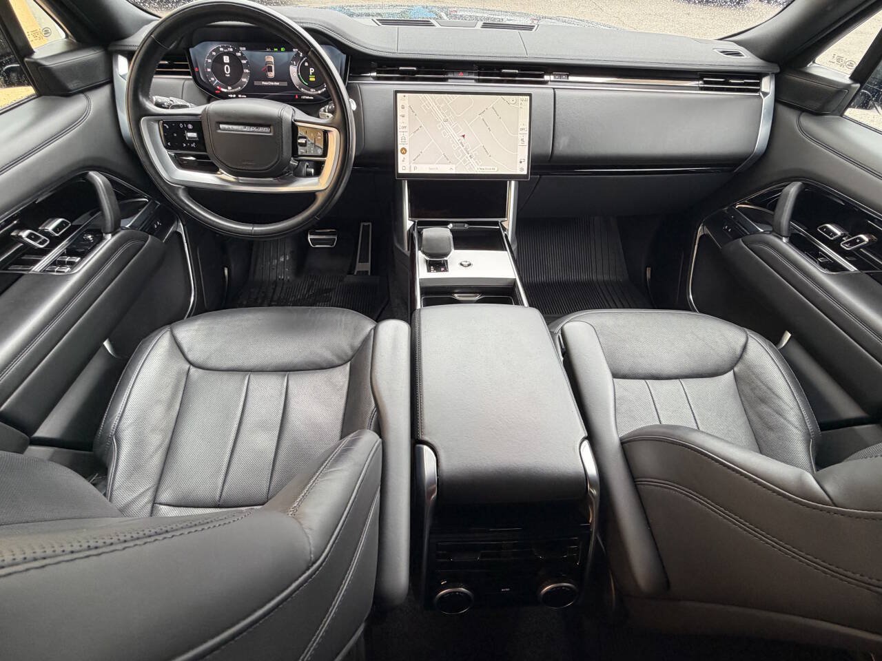 Used 2025 Land Rover Range Rover SE AWD/4WD image 22
