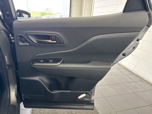 Certified 2024 Toyota Crown Platinum image 49