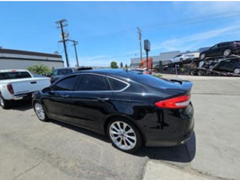 Used 2018 Ford Fusion Platinum FWD image 3