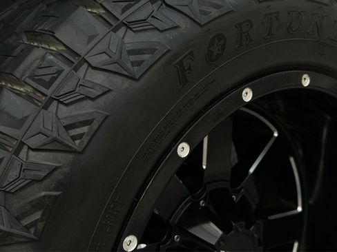 Used 2015 Jeep Wrangler Unlimited Sport w/ Quick Order Package 24S AWD/4WD image 45