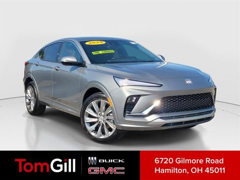 Used 2025 Buick Envista Avenir FWD image 1