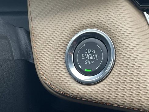 New 2026 Chevrolet Equinox ACTIV w/ Safety and Technology Package image 24