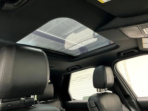 Used 2019 Land Rover Discovery HSE AWD/4WD image 31