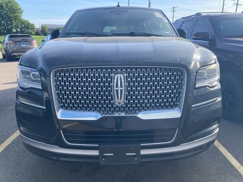 Used 2022 Lincoln Navigator L Reserve AWD/4WD image 19
