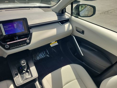 New 2026 Toyota Corolla Cross L image 15