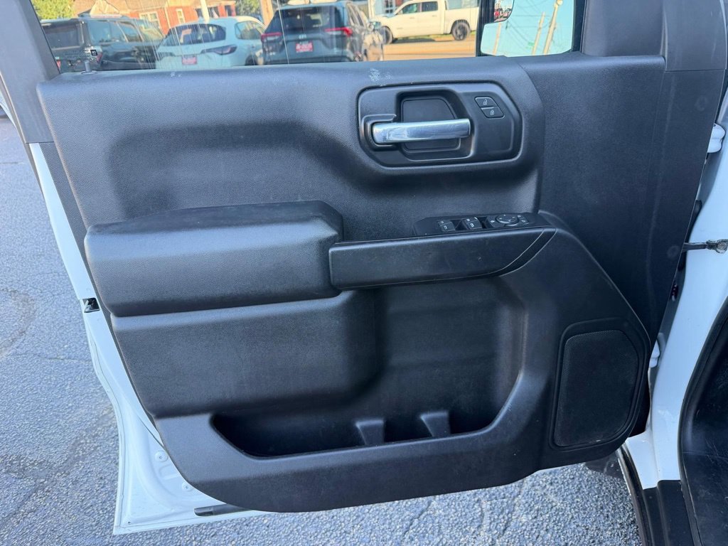 Used 2021 GMC Sierra 1500 4x4 Crew Cab w/ Sierra Value Package image 14
