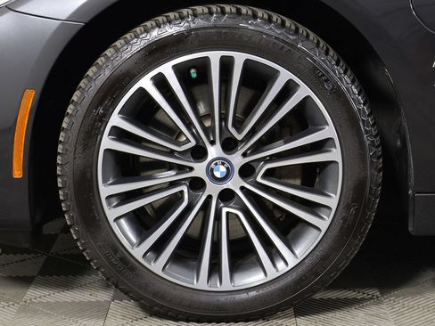 Used 2018 BMW 530e xDrive AWD/4WD image 24