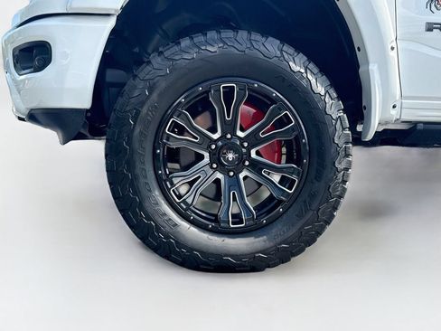 Used 2022 RAM 1500 Big Horn AWD/4WD image 37
