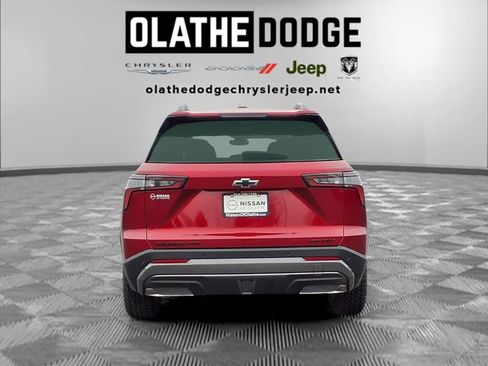 Used 2025 Chevrolet Equinox ACTIV w/ Safety and Technology Package image 27