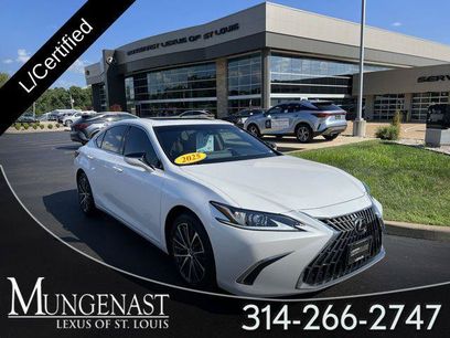 Certified 2025 Lexus ES 350 w/ Premium Package