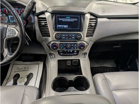 Used 2019 Chevrolet Suburban LT AWD/4WD image 13