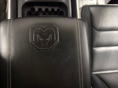 Used 2020 RAM 1500 Laramie w/ Sport Appearance Package AWD/4WD image 32