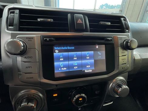 Used 2014 Toyota 4Runner SR5 AWD/4WD image 18