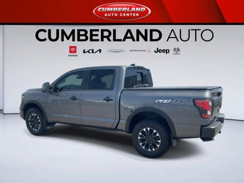 Used 2022 Nissan Titan PRO-4X w/ Pro-4x Convenience Package image 6
