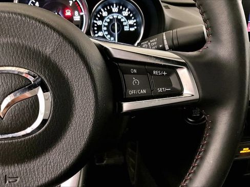 Used 2019 MAZDA MX-5 Miata Sport w/ I-ACTIVSENSE Sport Package RWD image 18
