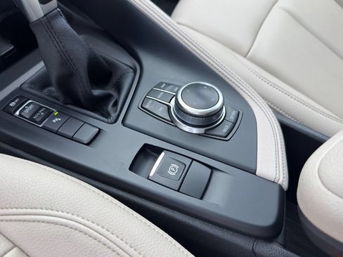 Used 2019 BMW X1 sDrive28i w/ Convenience Package FWD image 17