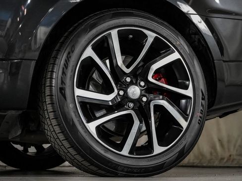 Used 2019 Land Rover Range Rover Sport Supercharged AWD/4WD image 53