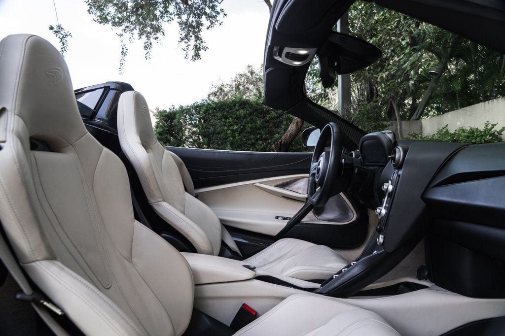 Used 2020 McLaren 720S Spider RWD image 24