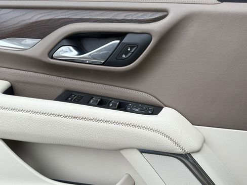 Used 2021 GMC Yukon XL Denali w/ Denali Premium Package image 20