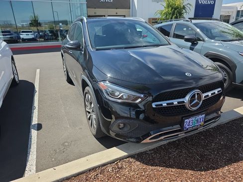 Used 2023 Mercedes-Benz GLA 250 4MATIC image 4