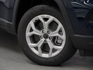 New 2026 Jeep Compass Latitude AWD/4WD video 4